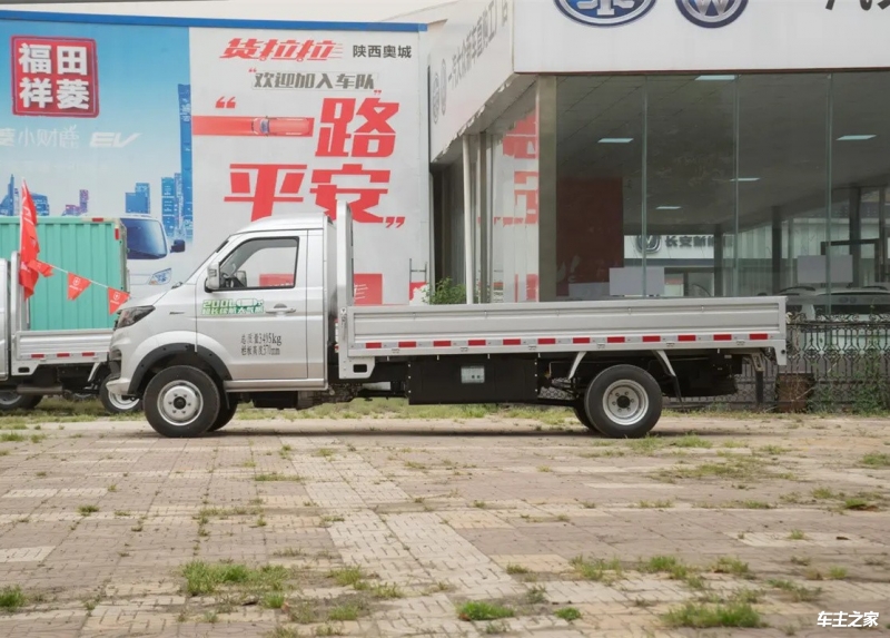 金杯金卡S6 全部在售 2024款 2023款,成都金杯金卡S6最新报价4.99万起 最高优惠0.50万